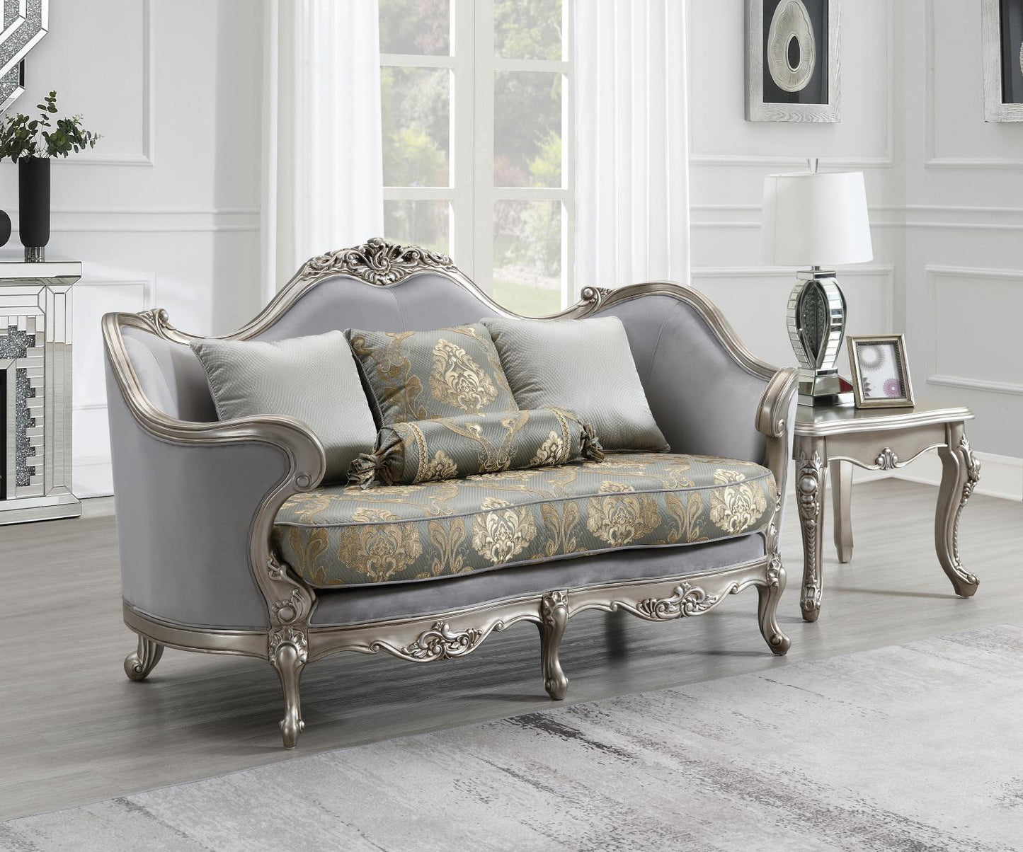 U198 - Living Room Set