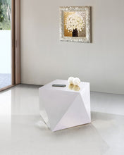 Load image into Gallery viewer, Gemma - End Table