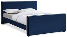 Load image into Gallery viewer, Dillard - Bed