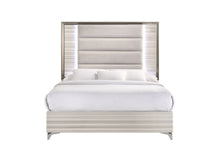 Load image into Gallery viewer, Zambrano - Queen Bed With LED - White