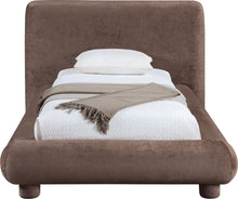 Load image into Gallery viewer, Blair - Chenille Upholstered Bed