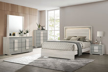 Load image into Gallery viewer, Lincolt Chest - Ego Home Furniture