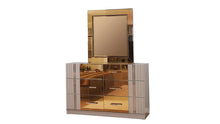 Load image into Gallery viewer, Galaxy Home Lorenzo Gold Detailed Mirror