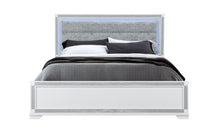 Load image into Gallery viewer, SOLEIL WHITE KING BED