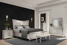 Load image into Gallery viewer, PARIS CHAMPAGNE QUEEN BED GROUP WITH LED