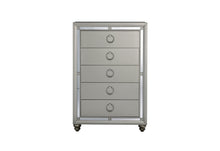 Load image into Gallery viewer, RILEY SILVER CHEST