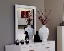 Load image into Gallery viewer, Jessica White Dresser Mirror - Ego Home Furniture