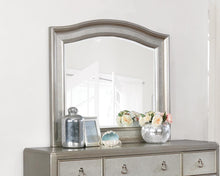 Load image into Gallery viewer, Bling Game Dresser Mirror With Arched Top - Ego Home Furniture