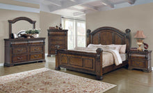 Load image into Gallery viewer, Satterfield Traditional Warm Bourbon Queen Bed - Ego Home Furniture