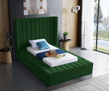 Load image into Gallery viewer, Kiki - Bed
