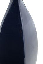 Load image into Gallery viewer, Abtinson - Vase
