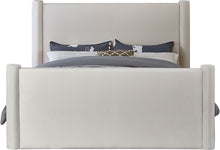 Load image into Gallery viewer, Elias - Velvet Bed
