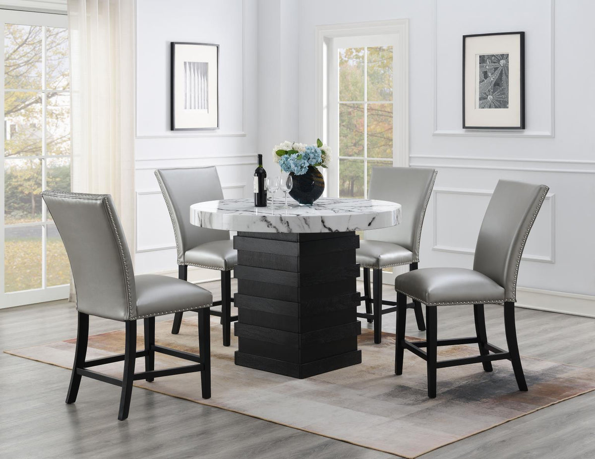 D141 - Dining Room Set With Leather Chairs