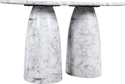 Cosenza - Concrete Indoor / Outdoor Table