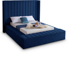 Load image into Gallery viewer, Kiki - Bed
