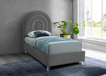 Load image into Gallery viewer, Rainbow - Bed

