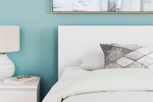 Load image into Gallery viewer, Onita - Panel Headboard
