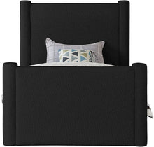 Load image into Gallery viewer, Elias - Boucle Bed
