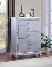 Load image into Gallery viewer, B048 - Chest - Shimmer Silver
