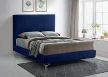 Load image into Gallery viewer, Geri - Bed
