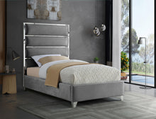 Load image into Gallery viewer, Zuma - Bed
