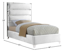 Load image into Gallery viewer, Zuma - Bed
