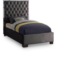Load image into Gallery viewer, Lexi - Bed
