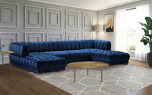Load image into Gallery viewer, Gwen - 3 Piece Sectional
