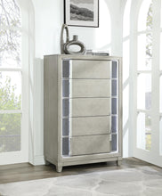 Load image into Gallery viewer, B090 - Chest - Gray
