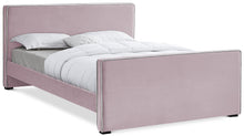 Load image into Gallery viewer, Dillard - Bed
