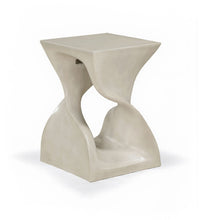 Load image into Gallery viewer, Jula - Concrete End Table
