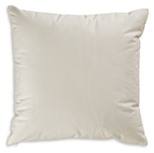 Load image into Gallery viewer, Lauretwood - Pillow

