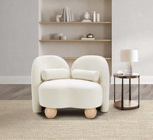 Load image into Gallery viewer, Daphne - Velvet Chair
