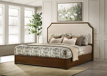Load image into Gallery viewer, Garland Panel Bed

