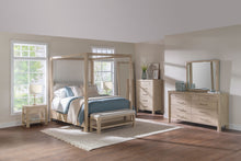 Load image into Gallery viewer, Solano Canopy Panel Platform Bed
