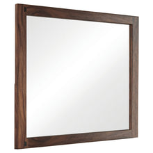Load image into Gallery viewer, Winslow Bedroom Set

