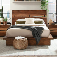Load image into Gallery viewer, Winslow Panel Platform Bed
