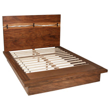 Load image into Gallery viewer, Winslow Panel Platform Bed
