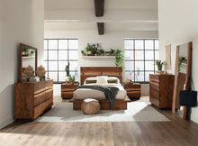 Load image into Gallery viewer, Winslow Panel Platform Bed
