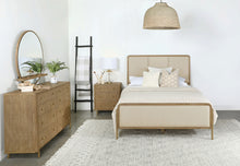 Load image into Gallery viewer, Arini Bedroom Set
