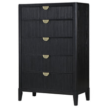 Load image into Gallery viewer, Brookmead Chest of Drawers

