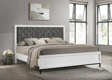 Load image into Gallery viewer, Sonora Panel Bed
