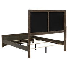 Load image into Gallery viewer, Gran Park Bedroom Set
