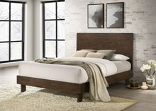 Load image into Gallery viewer, Glenwood Panel Platform Bed
