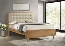 Load image into Gallery viewer, Robyn Panel Platform Bed
