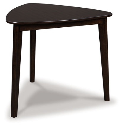 Shorbyn - Triangle Dining Room Table - Merlot