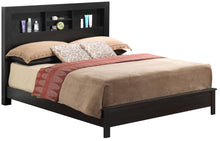 Load image into Gallery viewer, Bed With Transitional Design Stylish
