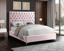 Load image into Gallery viewer, Cruz - Bed
