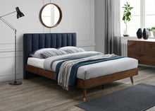 Load image into Gallery viewer, Vance - Bed
