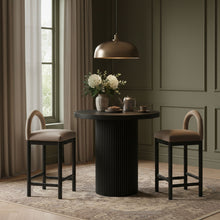 Load image into Gallery viewer, Belinda - Oak Veneer Table
